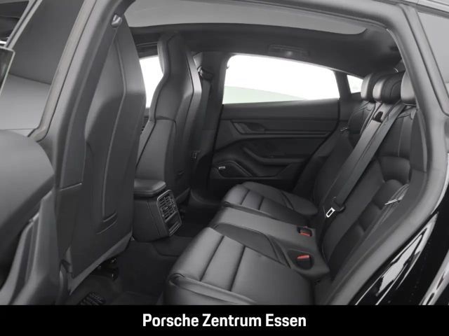 Porsche Taycan / Luftfederung,Hinterachsl.,Bose, Abstand,Panorama