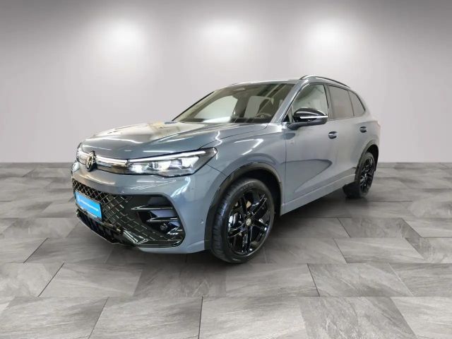 Volkswagen Tiguan 2.0 TSI R-Line Style