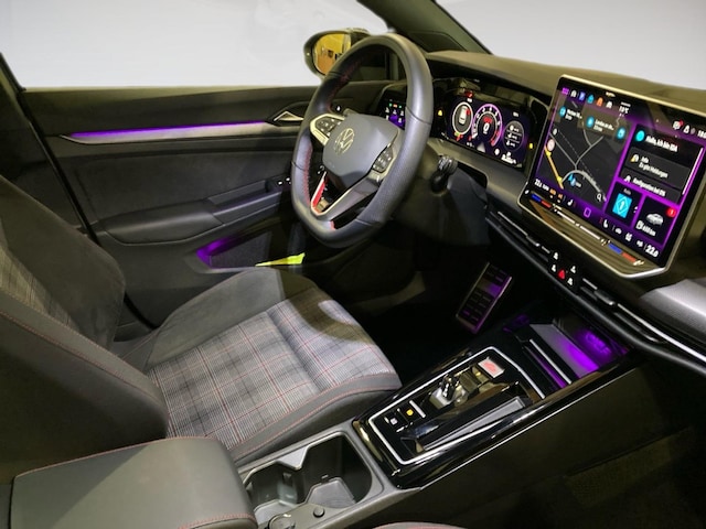 Volkswagen Golf 2.0 TSI Golf VIII