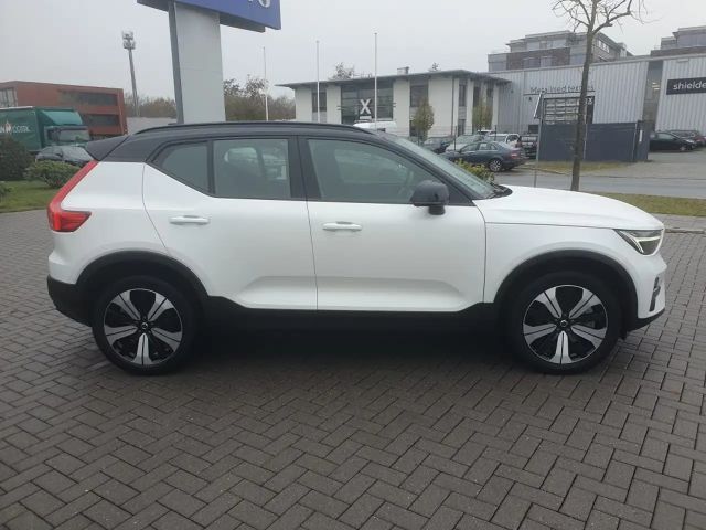 Volvo XC40 Core Recharge