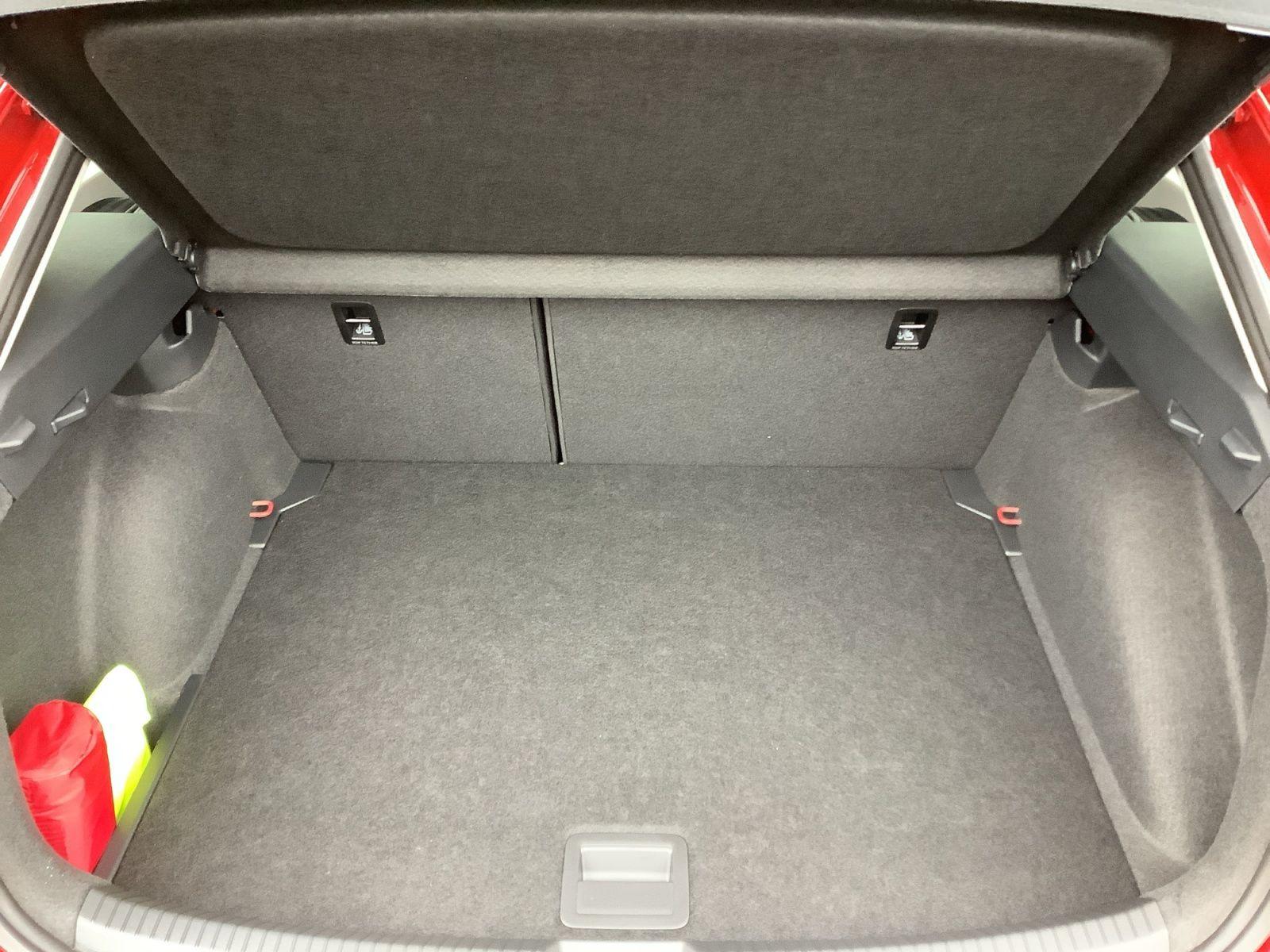 Volkswagen Taigo 1.0 TSI DSG