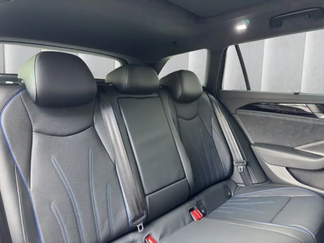 Volkswagen Passat 2.0 TDI 4Motion R-Line