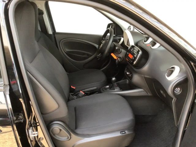 Smart EQ forfour smart EQ forfour Klima/Sitzhzg./BC/Tempomat/eFH.