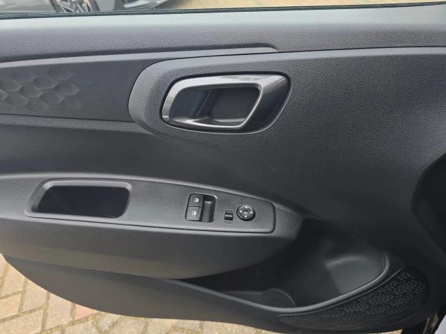 Hyundai i10 2WD Trend