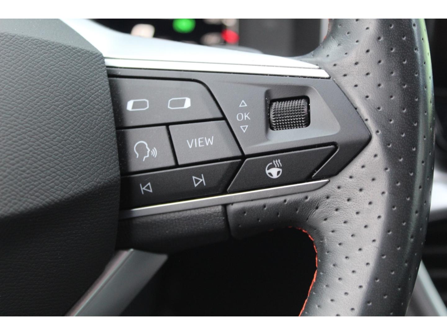 Seat Leon 2.0 TSI DSG FR-lijn Sportstourer