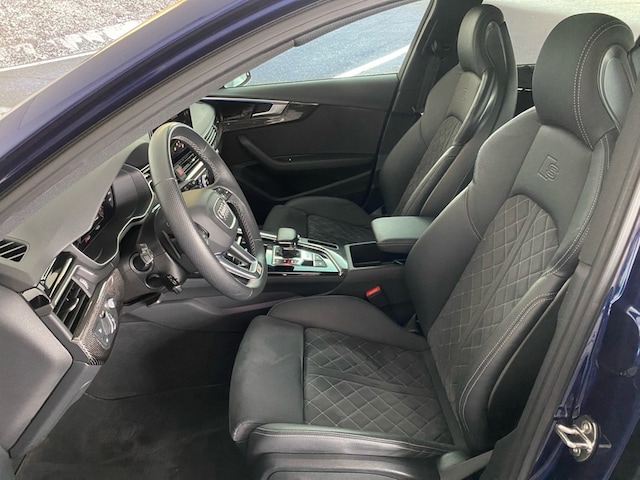 Audi S4 Avant Quattro