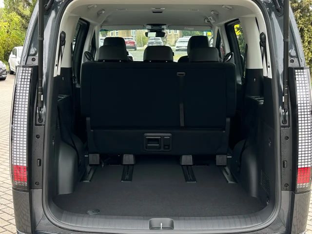 Hyundai Staria Trend