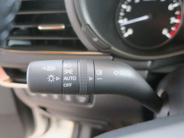 Mazda 3 Exclusive-line