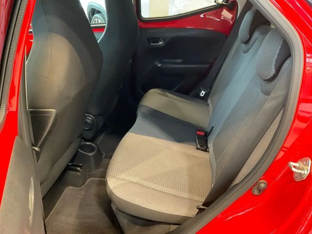 Toyota Aygo 1.0 VVT-i X-sky