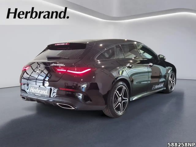 Mercedes-Benz CLA 200 AMG Line