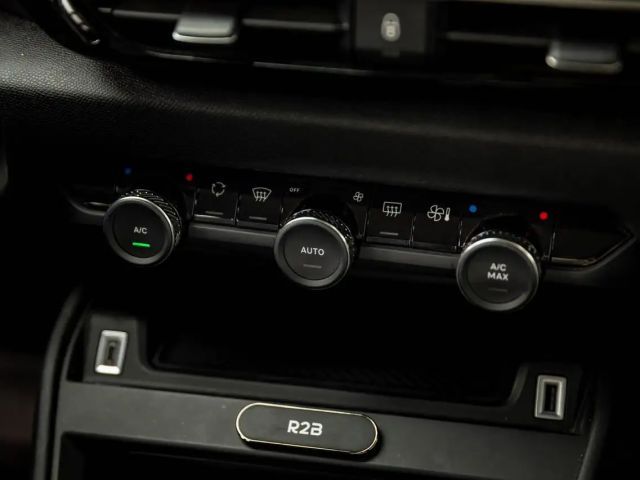 Citroën C4 136 PK | Navi | a. Camera | Airco | Carplay/And...