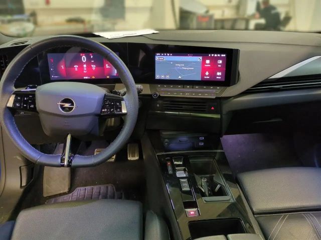 Opel Astra Sports Tourer Ultimate