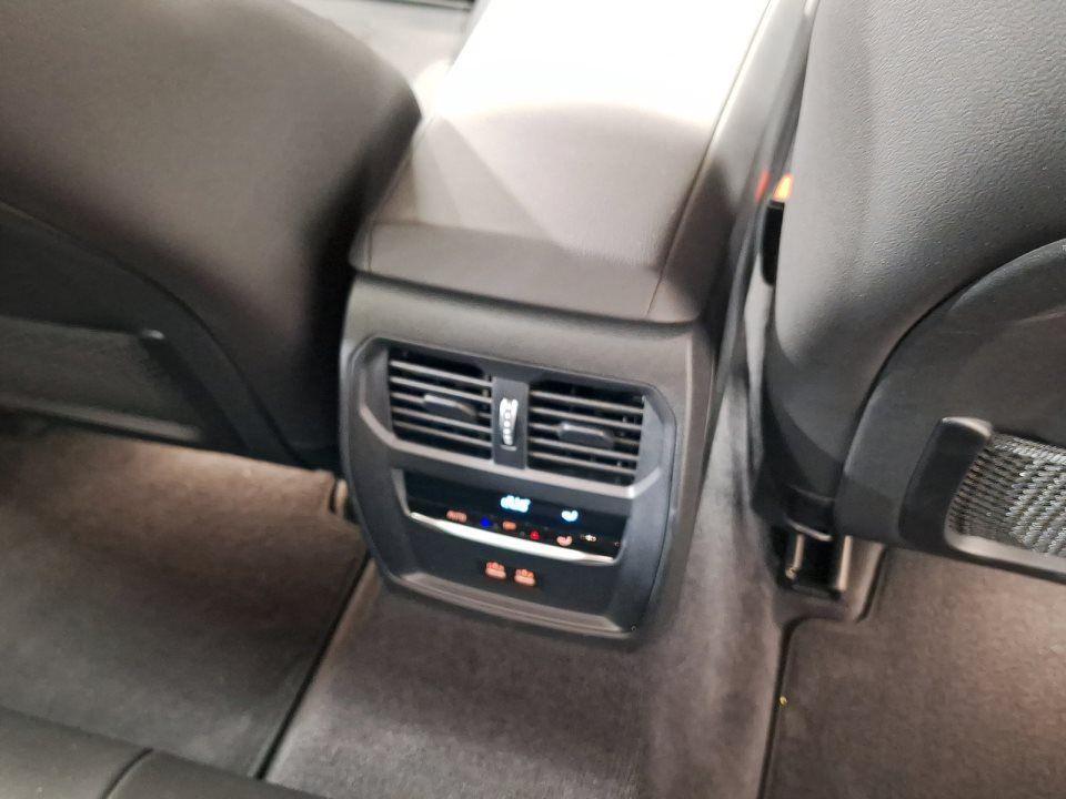 BMW 330 330i Touring xDrive