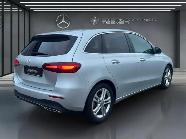 Mercedes-Benz B 200 B 200 d Progressive Sedan