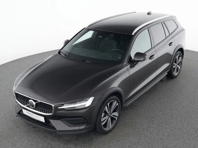 Volvo V60 AWD Plus