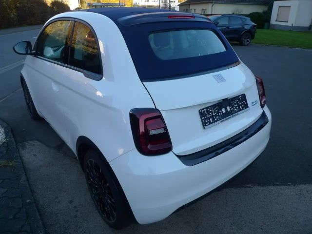 Fiat 500e 42 kWh Icon