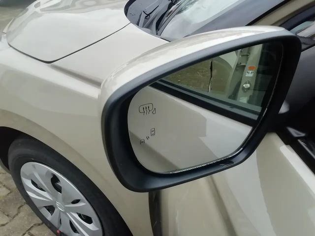 Suzuki Swift Club Hybrid