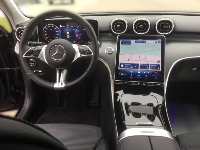 Mercedes-Benz C 200 4MATIC AVANTGARDE Estate