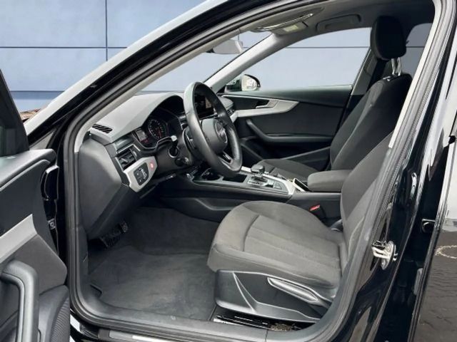 Audi A4 35 TFSI Business S-Tronic