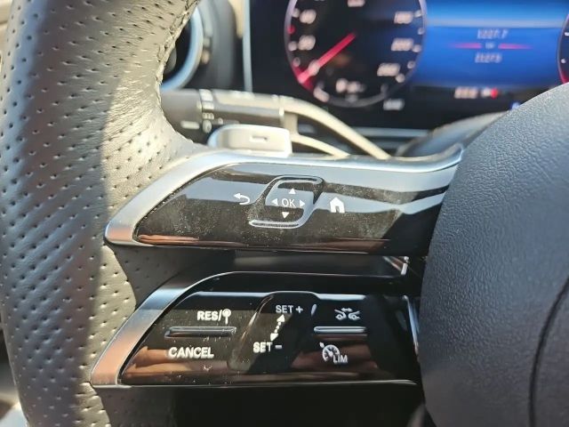 Mercedes-Benz C 220 AMG Line C 220 d Sedan