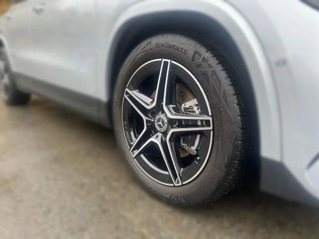 Mercedes-Benz GLA 200 AMG Line GLA 200 d