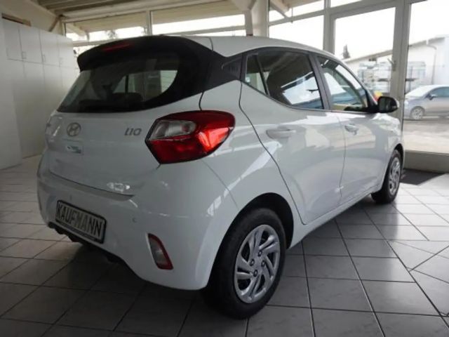 Hyundai i10 I10 1,0 ADVANCED KAMERA KLIMAAUTOMATIK SHZ NAVI