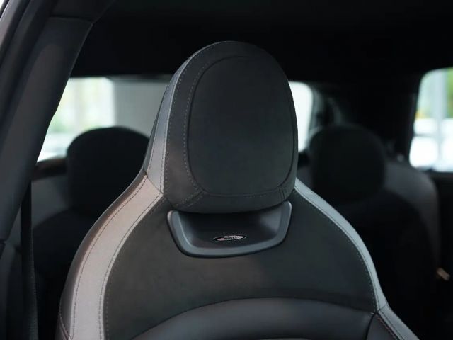 MINI John Cooper Works JCW Trim *2.H *Navi *ACC *Kam