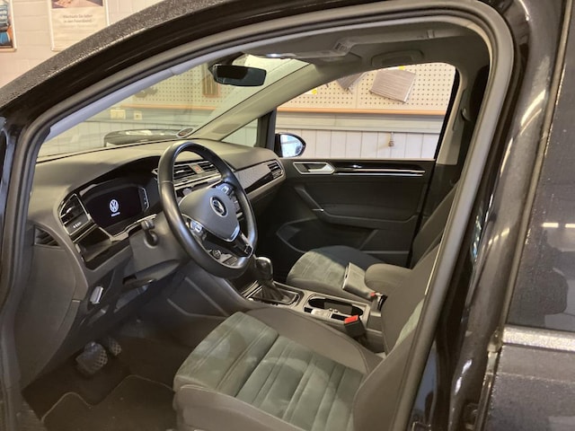 Volkswagen Touran 1.5 TSI DSG Highline