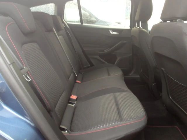 Ford Focus EcoBoost ST Line Wagon