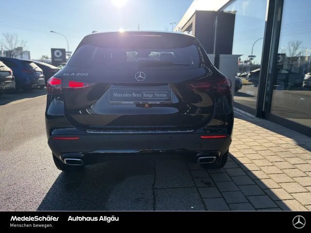 Mercedes-Benz GLA 200 Progressive