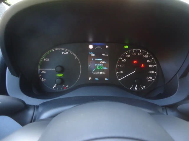 Mazda 2 2 Hybrid  Centre-Line