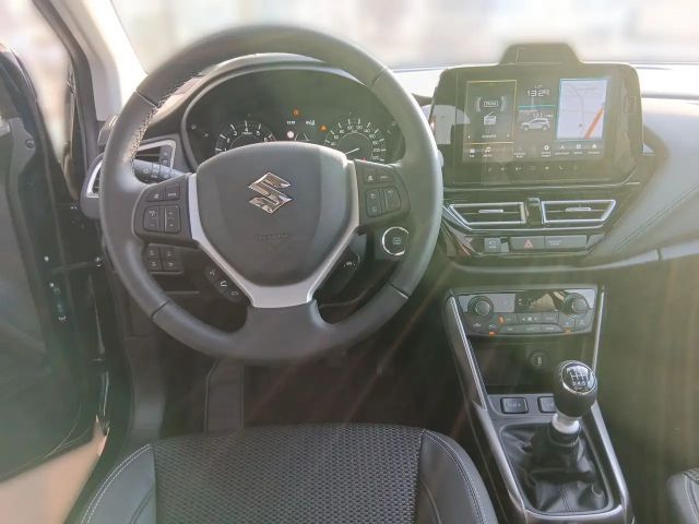 Suzuki S-Cross Flash