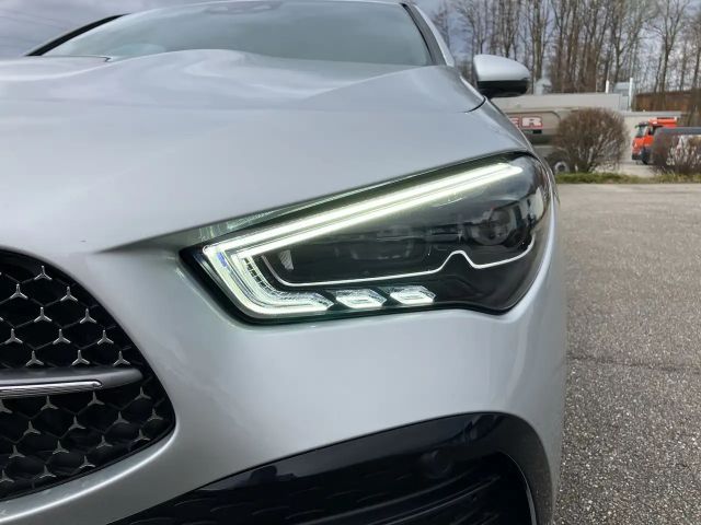 Mercedes-Benz CLA 200 CLA 200 d Shooting Brake