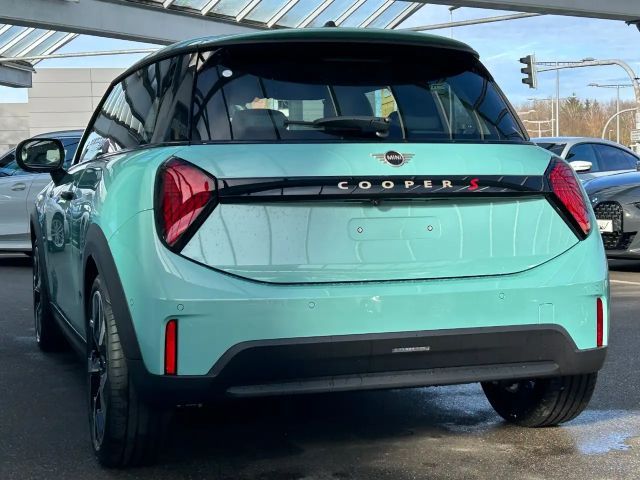 MINI Cooper S Classic Paket M 18-Zoll/GSD/HeadUp/RFK