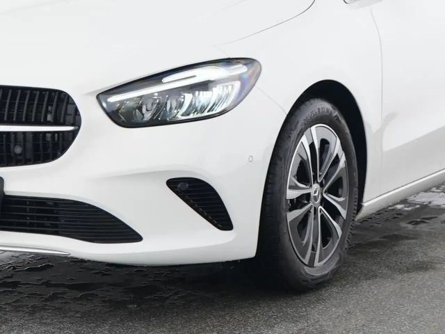 Mercedes-Benz B 200 Progressive Sedan