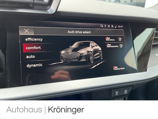 Audi RS3 Quattro S-Tronic Sedan