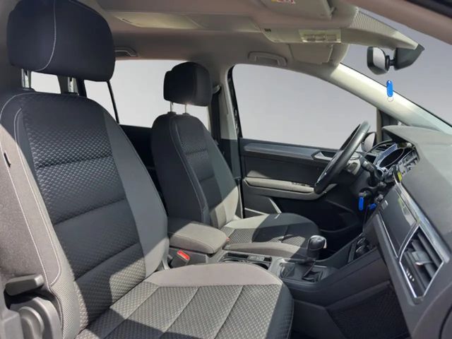 Volkswagen Touran 1.5 TSI DSG