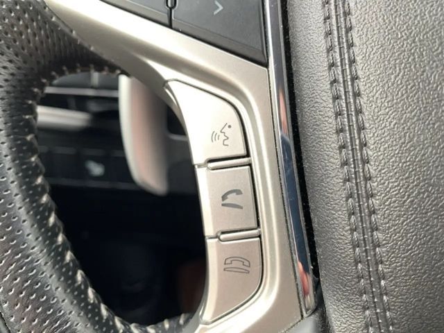 Mitsubishi Outlander 4WD PHEV