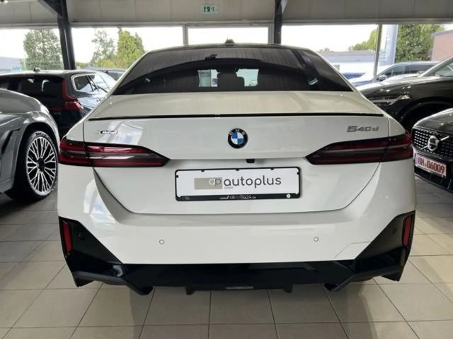 BMW 540 540d M-Sport Sedan xDrive
