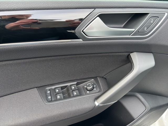 Volkswagen Touran DSG Highline