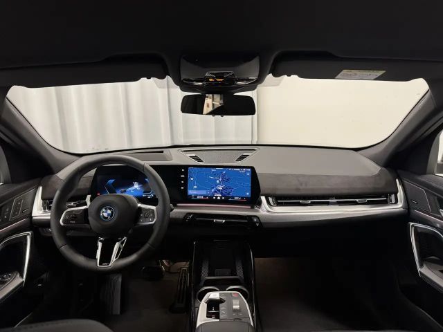 BMW iX2 eDrive20