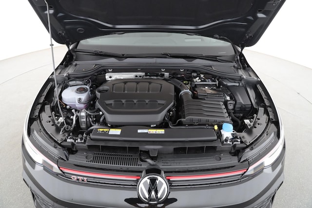 Volkswagen Golf 2.0 TSI DSG Golf VIII