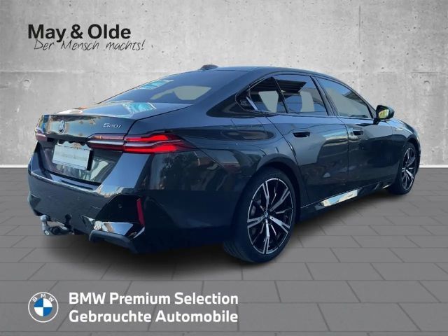 BMW 520 520i M-Sport Sedan