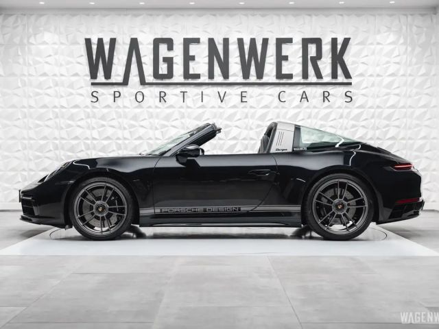 Porsche 992 4 Cabrio GTS Targa
