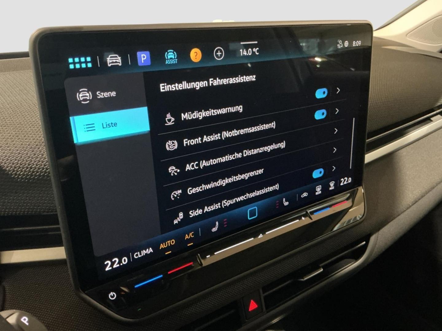 Volkswagen T-Roc 1.5 eTSI DSG Life Plus