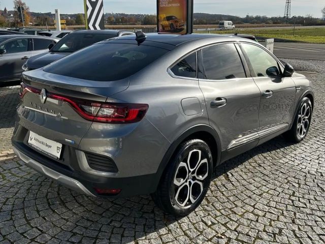 Renault Arkana E-Tech Intens