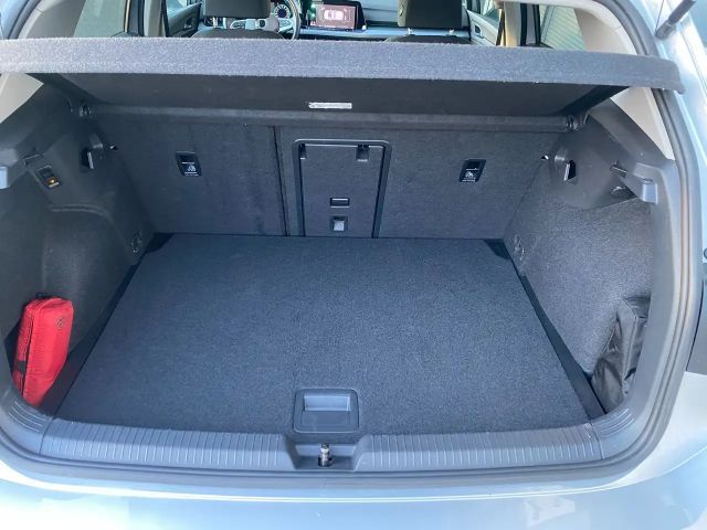 Volkswagen Golf 8 Limo Sondermodell*Active*116TDI,AHV,LED,ACC,Navi