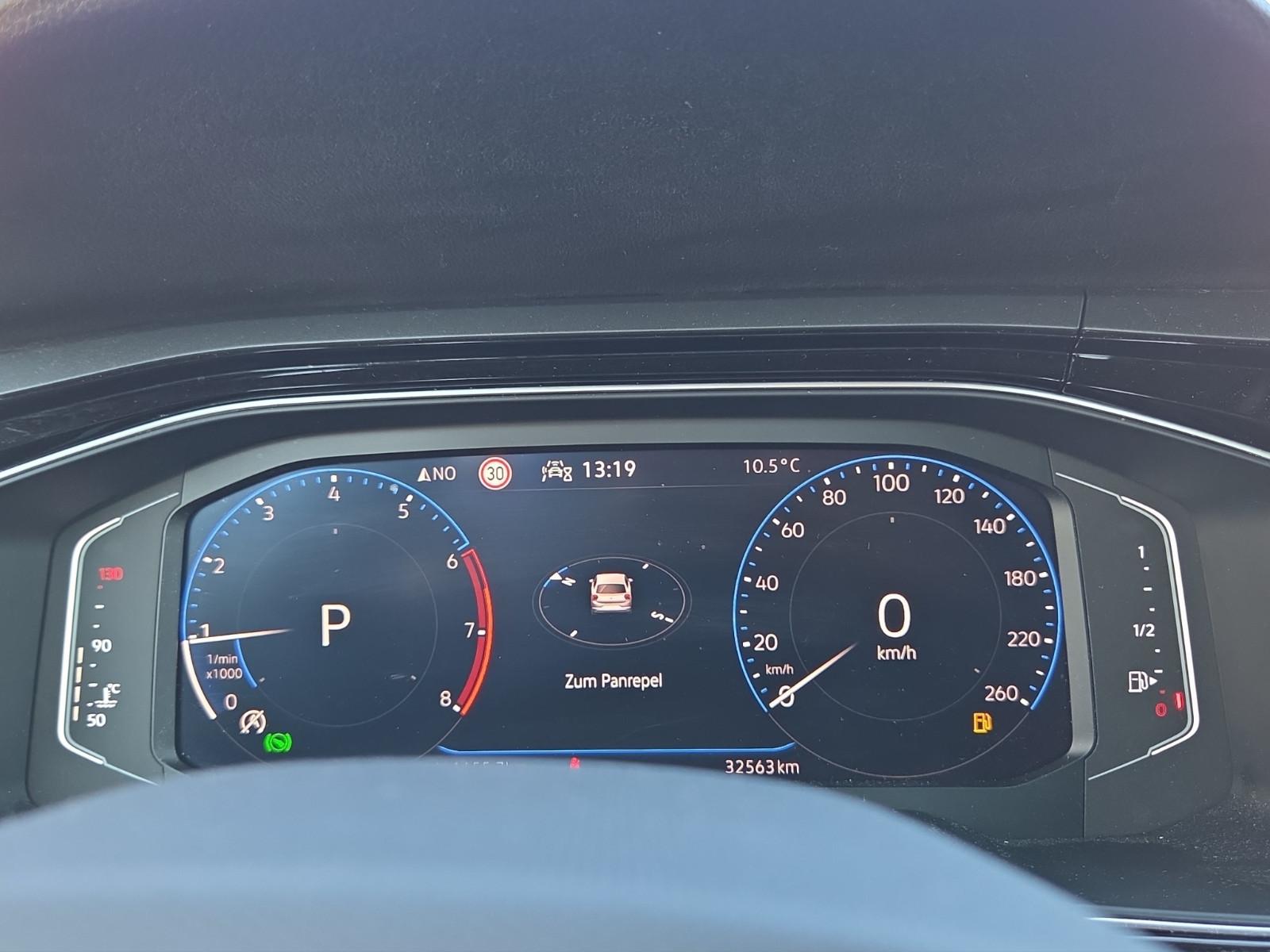 Volkswagen Polo 1.0 TSI DSG R-Line