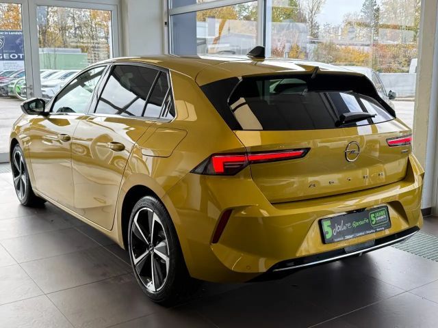 Opel Astra Business Elegance