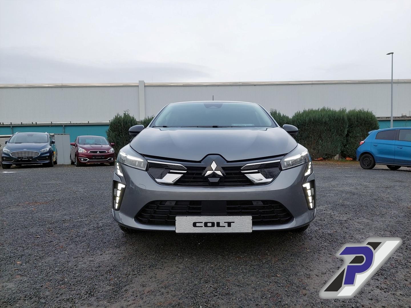 Mitsubishi Colt Plus Navi Digitales Cockpit LED Apple CarPl